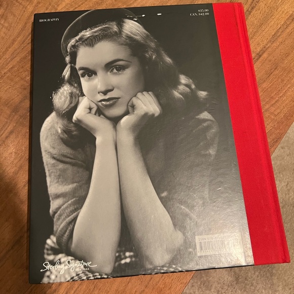 Marilyn Monroe intimate exposures book - Picture 2 of 8